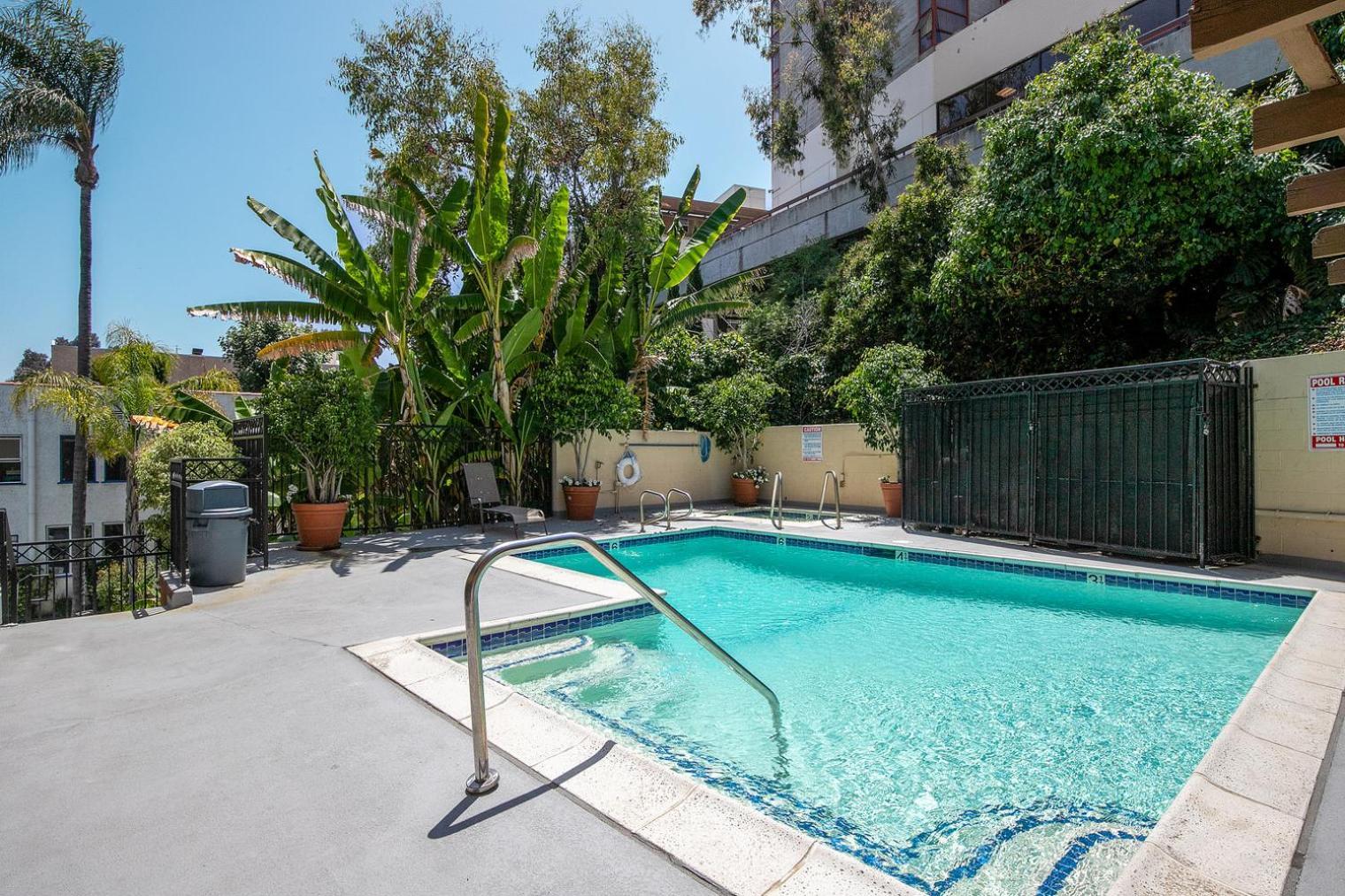 Appartamento Westwood 1Br W Gym Pool Spa Nr Ucla Lax-265 Los Angeles Esterno foto